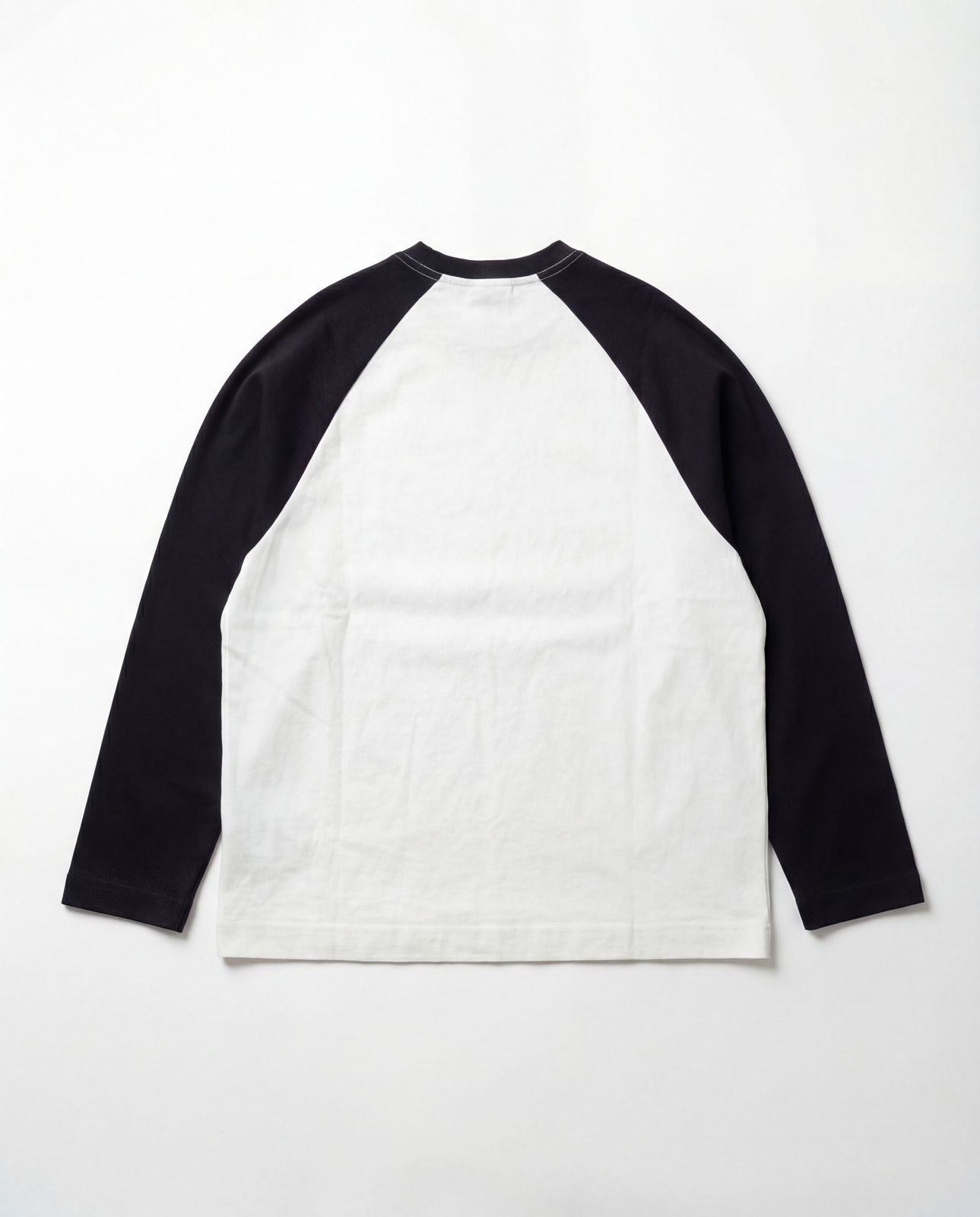 LONG SLEEVE T-SHIRT